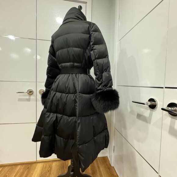 VDP - Via delle Perle Women's Down Jacket, Size 50, US L-XL. - Picture 9 of 17